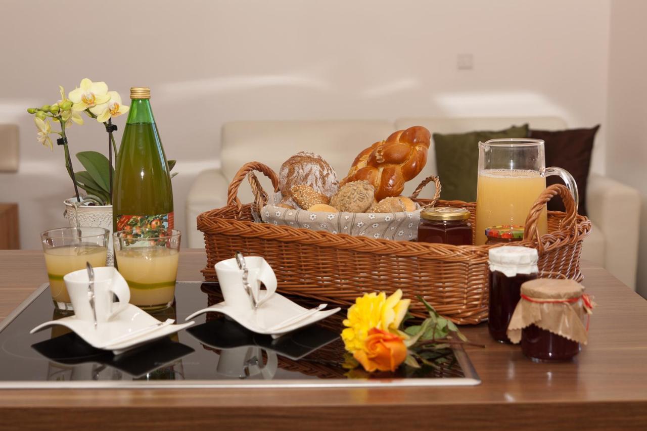 Appartements Kreuzwegerhof Lana Buitenkant foto